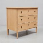 1349 1482 CHEST OF DRAWERS